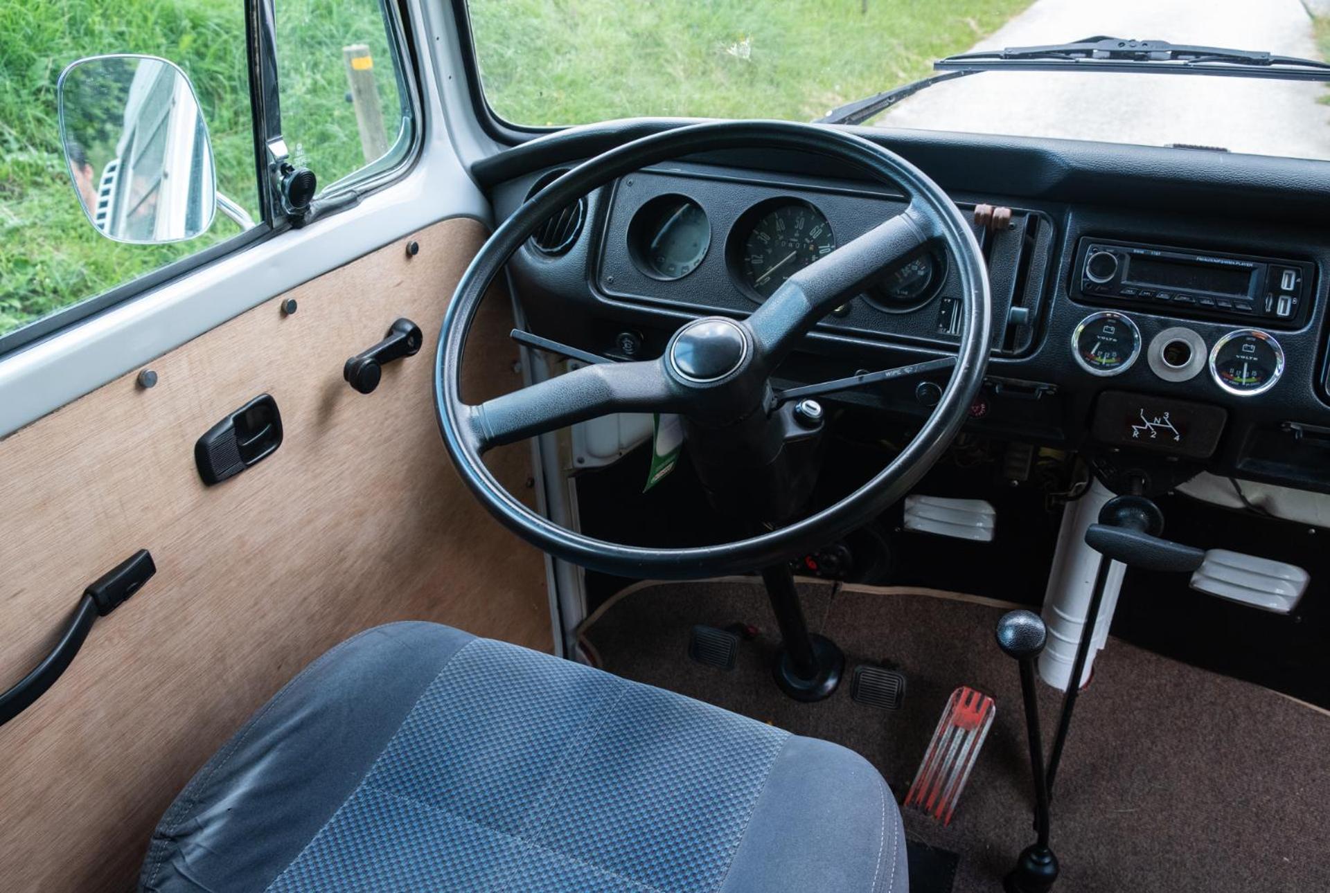 Retro Vw Kombi T2 Campervan L’Hospitalet de Llobregat Zewnętrze zdjęcie